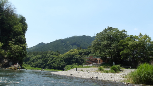 喜久松苑の川原