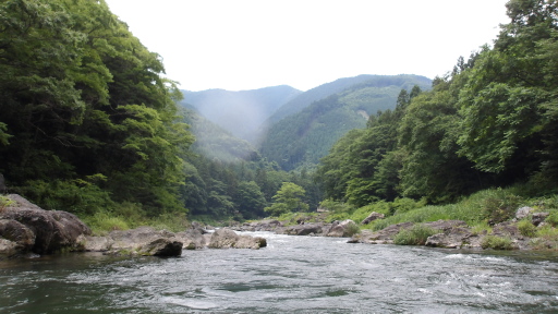 タテチンの下流