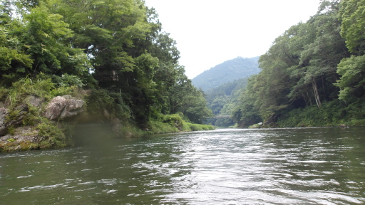 前方に楓橋