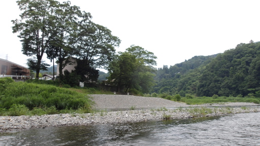 喜久松苑の川原